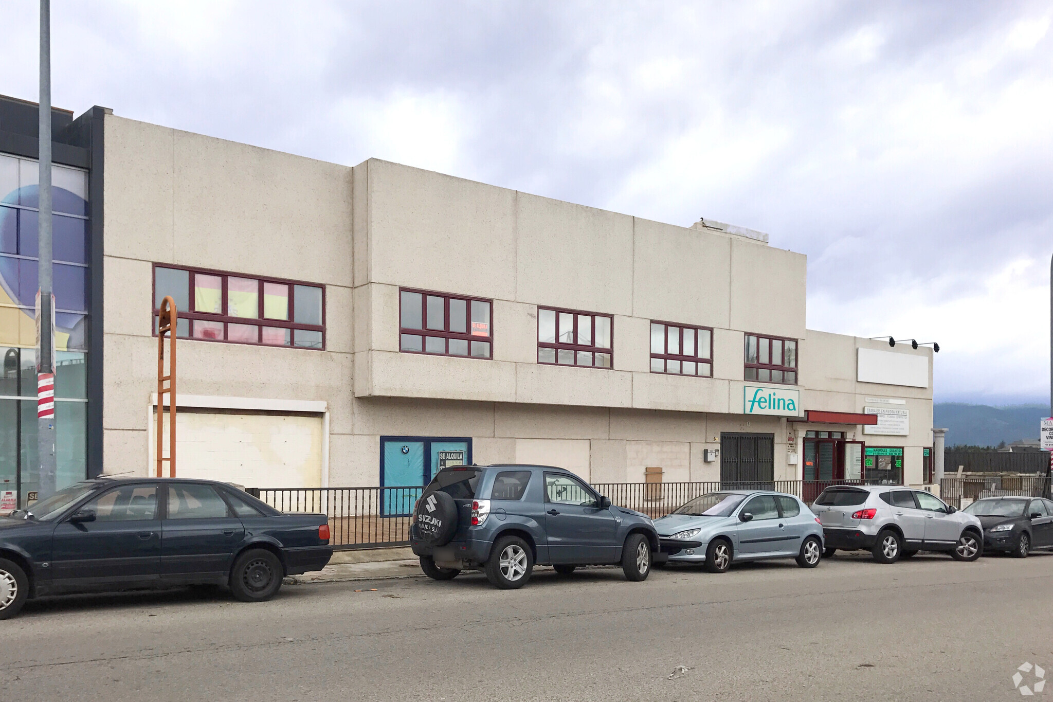 Calle Puerta De Abajo, 8, Alpedrete, Madrid for lease Primary Photo- Image 1 of 3