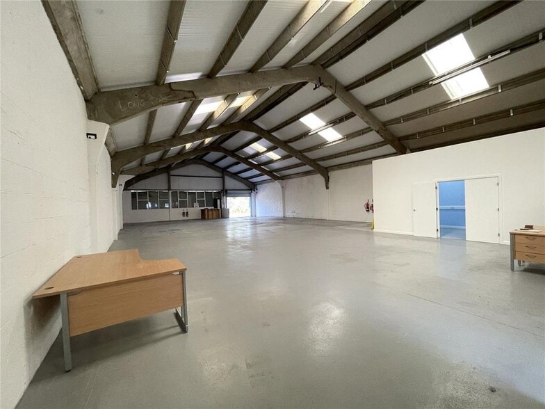 Shoebury Ave, Southend On Sea for lease - Building Photo - Image 3 of 11