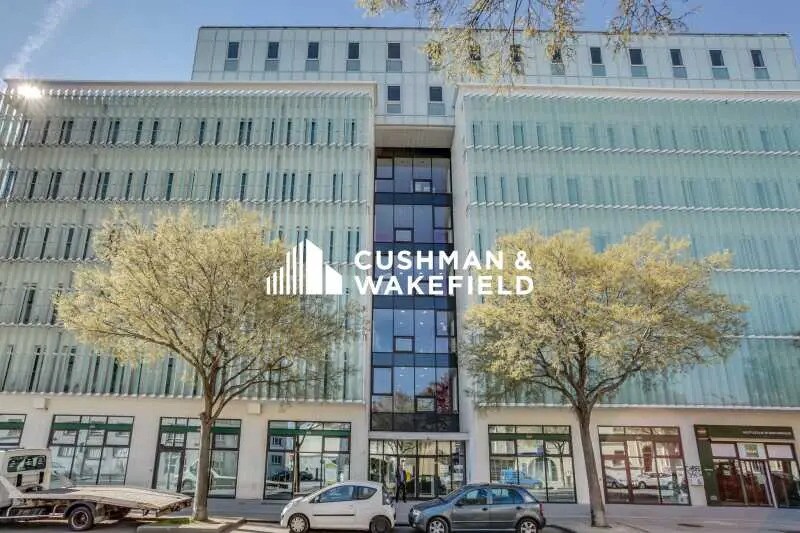 210 Avenue Jean Jaurès, Lyon for lease - Building Photo - Image 3 of 11