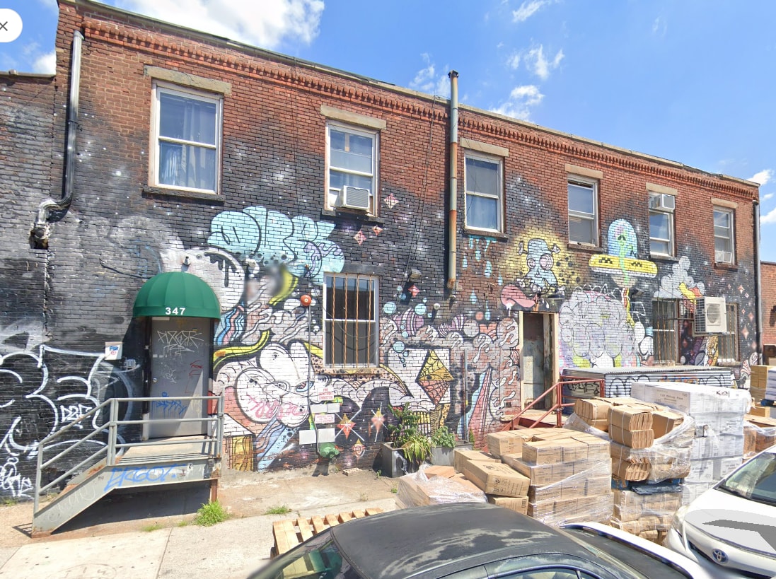 968-976 Grand St, Brooklyn, NY for lease Building Photo- Image 1 of 6