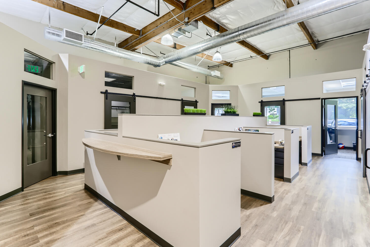 7504-7556 SW Bridgeport Rd, Durham, OR for sale Building Photo- Image 1 of 1