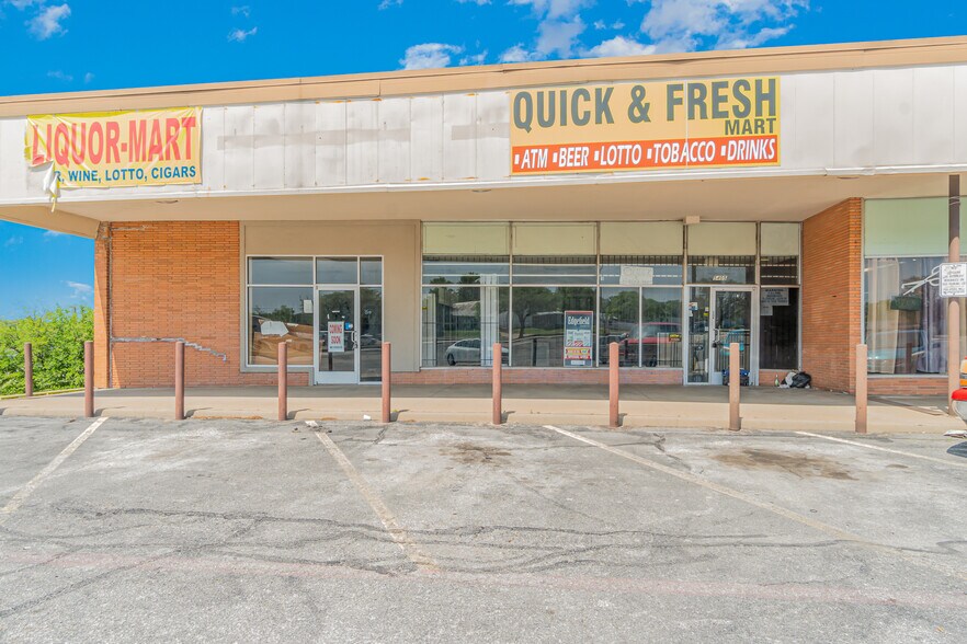 5405-5425 E Lancaster Ave, Fort Worth, TX for lease - Building Photo - Image 3 of 13