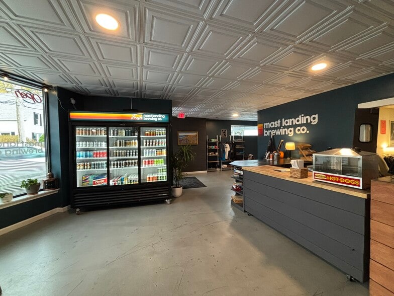 185 Cottage Rd, South Portland, ME for lease - Building Photo - Image 3 of 6