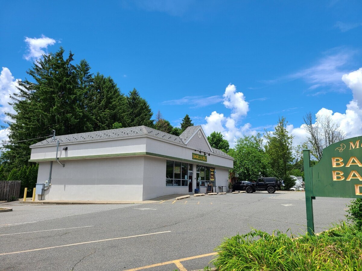 191 Changebridge Rd, Montville, NJ 07045