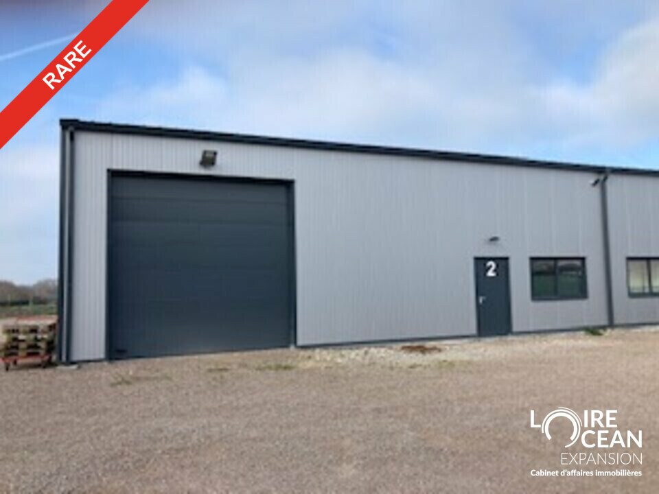 Flex in Chauvé for sale Building Photo- Image 1 of 7
