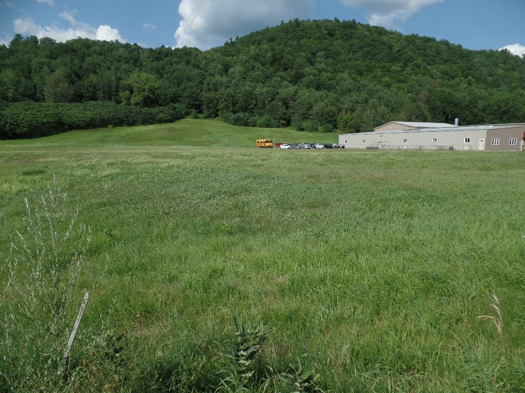 Cope Ln, Hartford, VT for sale Primary Photo- Image 1 of 1