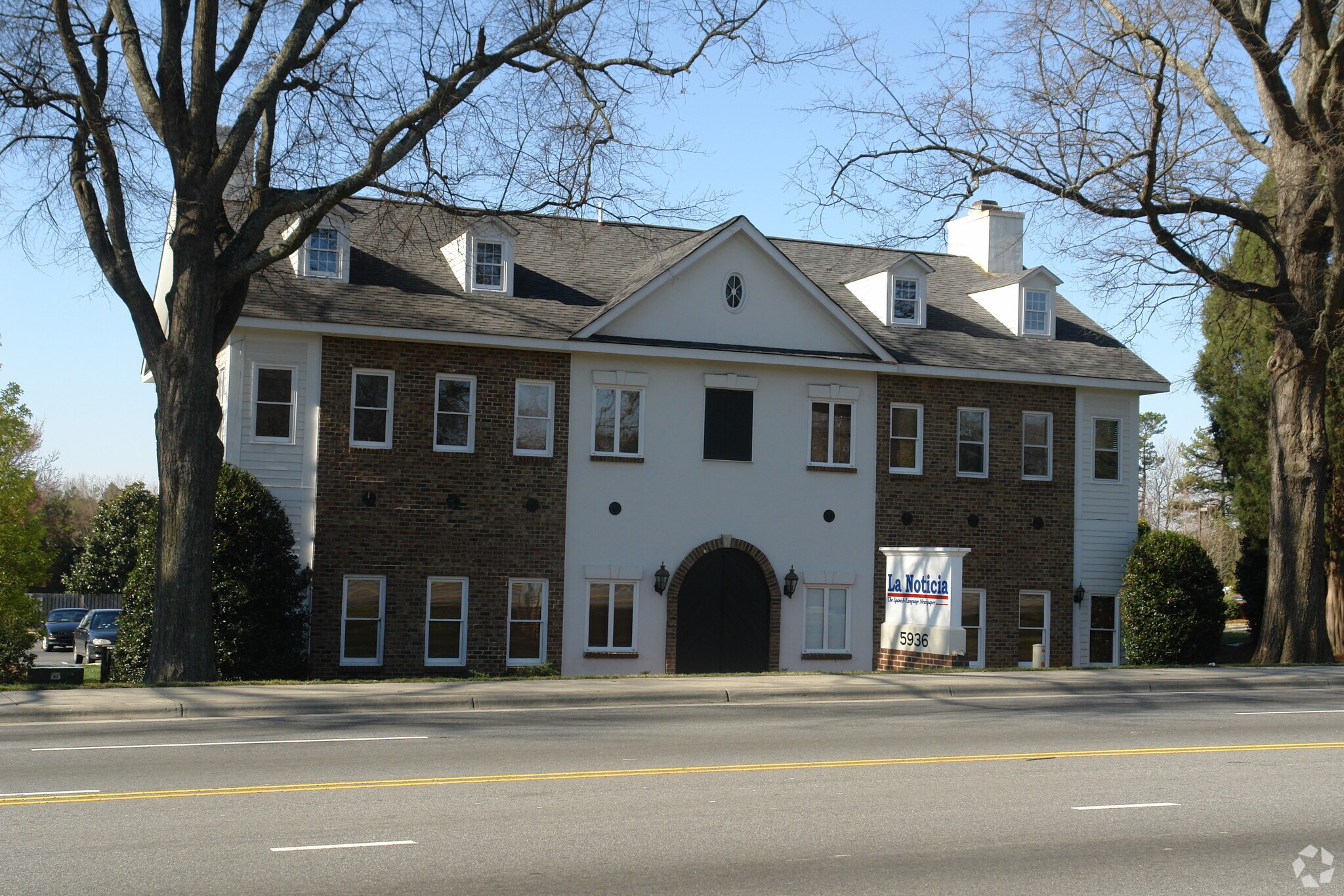 5936 Monroe Rd, Charlotte, NC for sale Primary Photo- Image 1 of 1