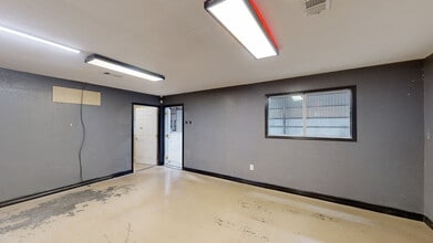 5850 Cunningham Rd, Houston, TX for lease Matterport 3D Scan- Image 1 of 6