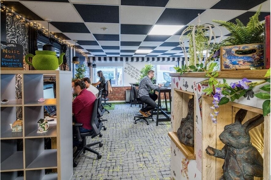 Redcliffe Way, Bristol for lease - Building Photo - Image 2 of 4