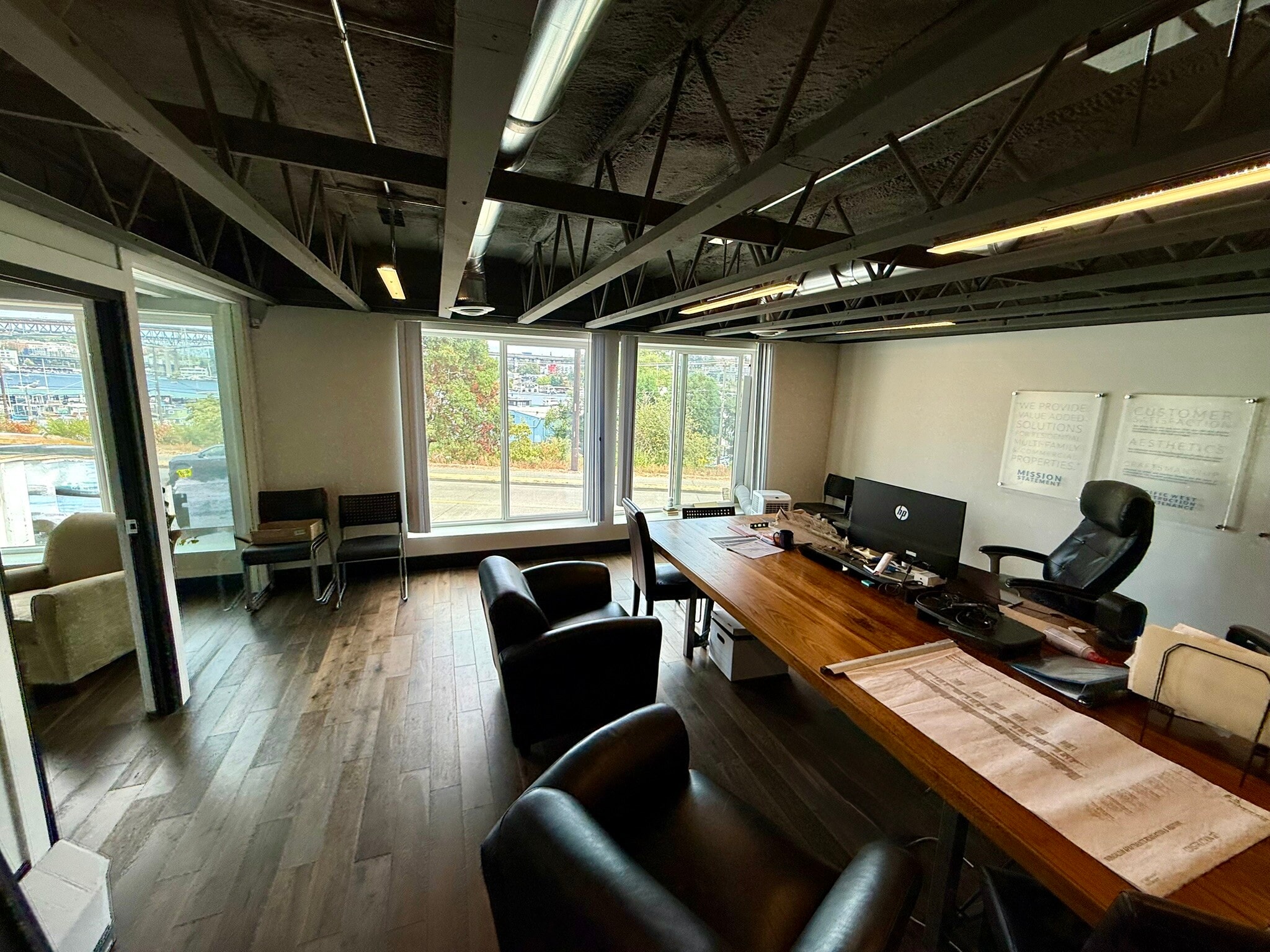 2220 N Pacific St, Seattle, WA for lease Interior Photo- Image 1 of 15