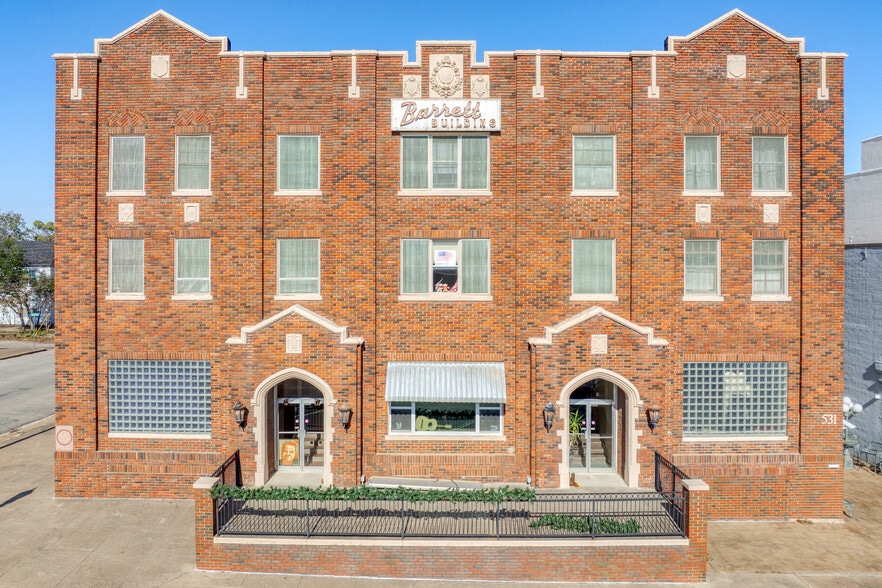 531 W Main St, Denison, TX for sale - Building Photo - Image 2 of 81