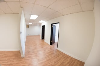 7301 Topanga Canyon Blvd, Canoga Park, CA for lease Interior Photo- Image 2 of 6