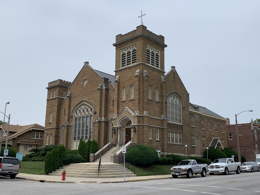 2677 N 40th St, Milwaukee, WI for lease Building Photo- Image 1 of 5