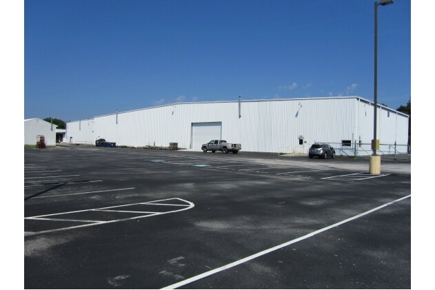 113 E Main St, Auburn, KY for sale - Building Photo - Image 1 of 1