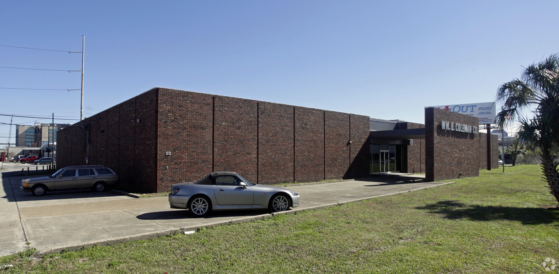 4001 Earhart Blvd., New Orleans, LA 70125