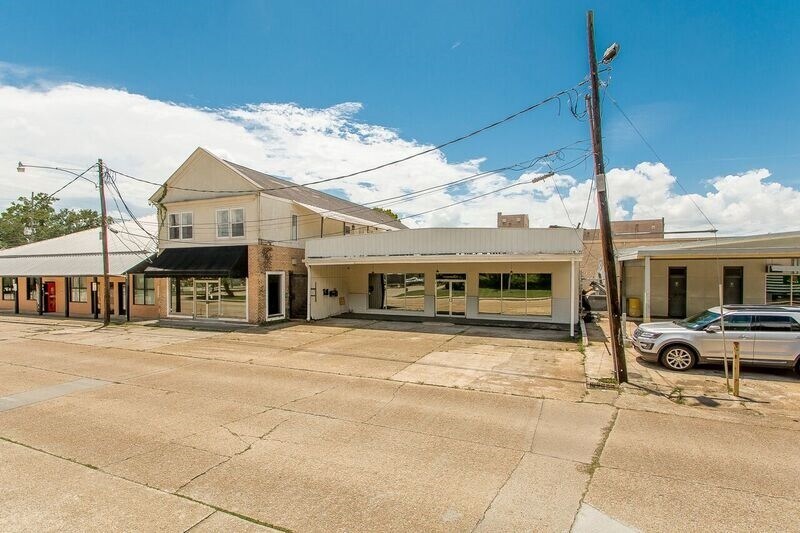 110 S Holly St, Hammond, LA 70403