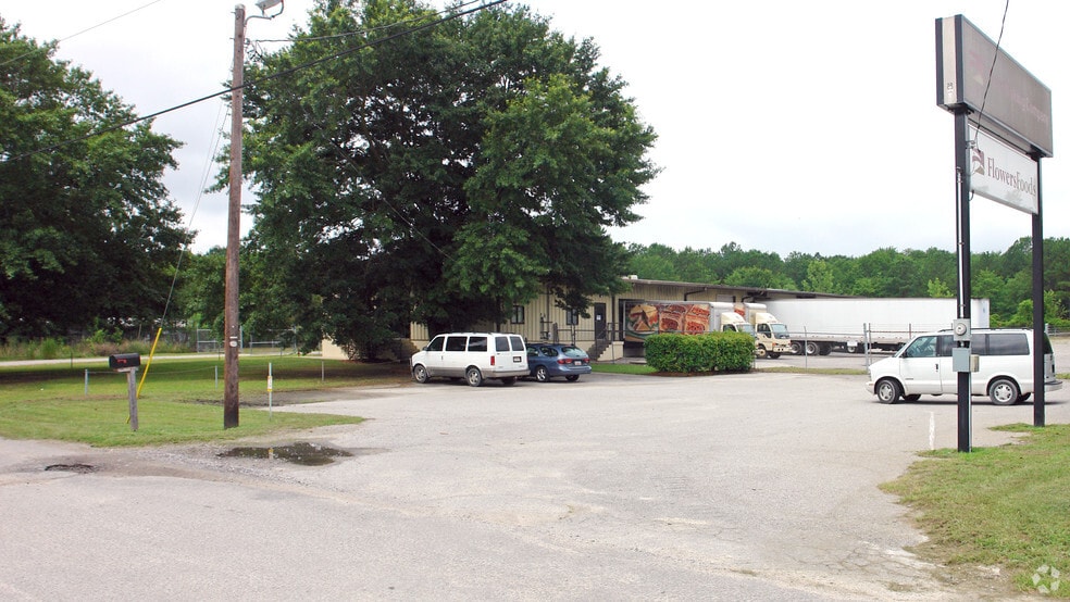 2 C Trotter Rd, West Columbia, SC for lease - Building Photo - Image 2 of 4
