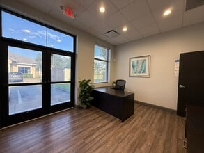 952 International Pky, Lake Mary, FL for lease Interior Photo- Image 1 of 6