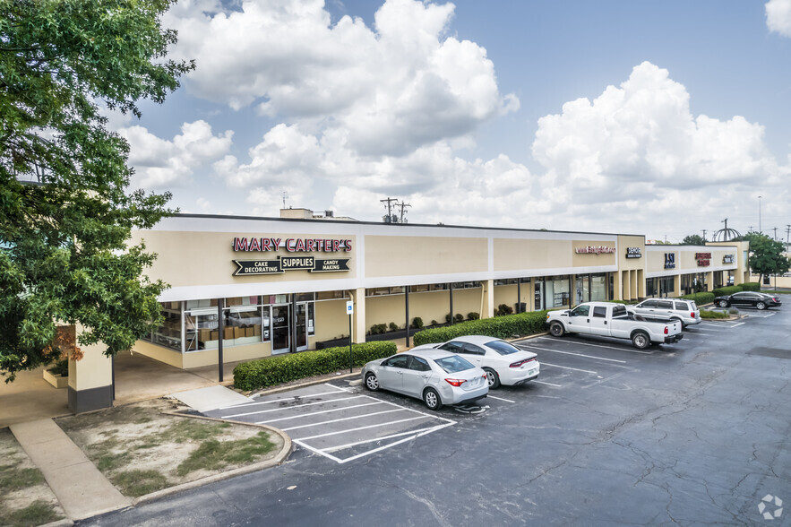 5144 Old Summer Ave, Memphis, TN for lease - Primary Photo - Image 1 of 6