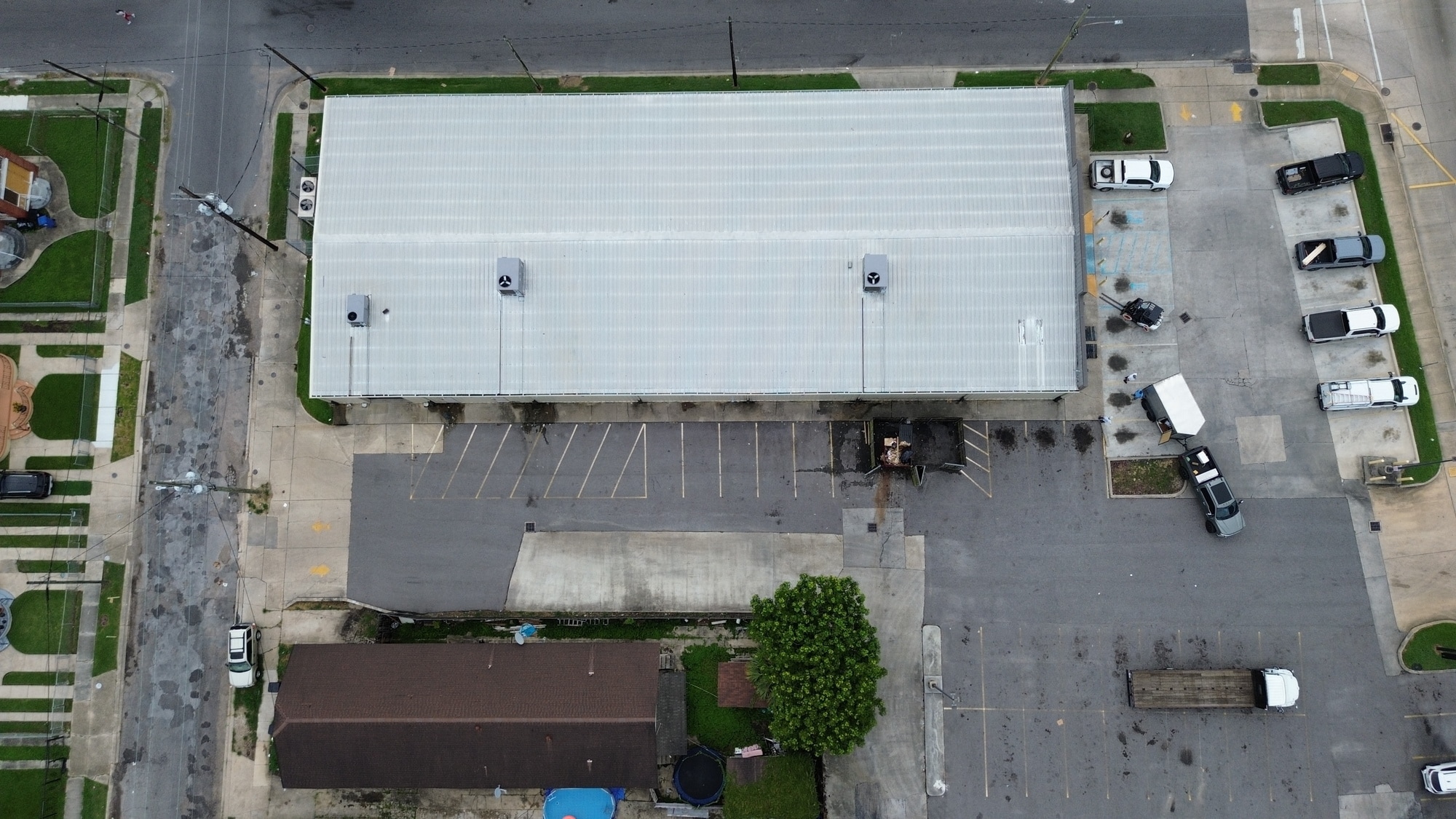 8201 Earhart Blvd, New Orleans, LA for lease Aerial- Image 1 of 15
