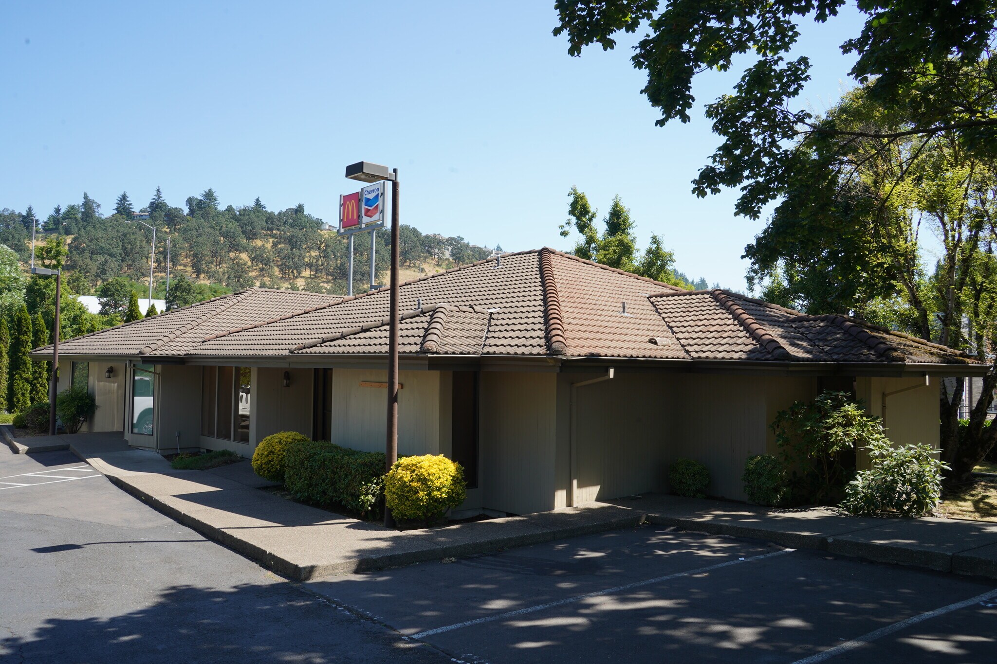 1673 10th St, West Linn, OR for sale Building Photo- Image 1 of 1