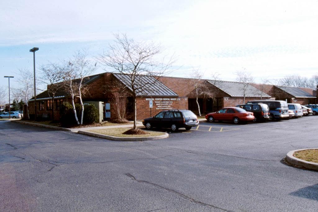 901 Biesterfield Rd, Elk Grove Village, IL for sale Primary Photo- Image 1 of 2