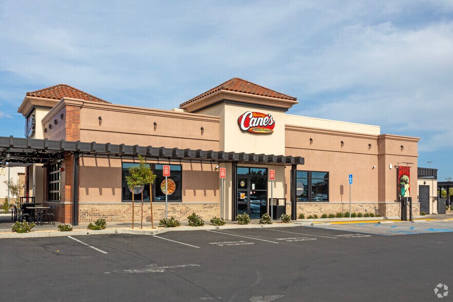 6791 N Weber Ave, Fresno, CA for sale - Primary Photo - Image 1 of 1