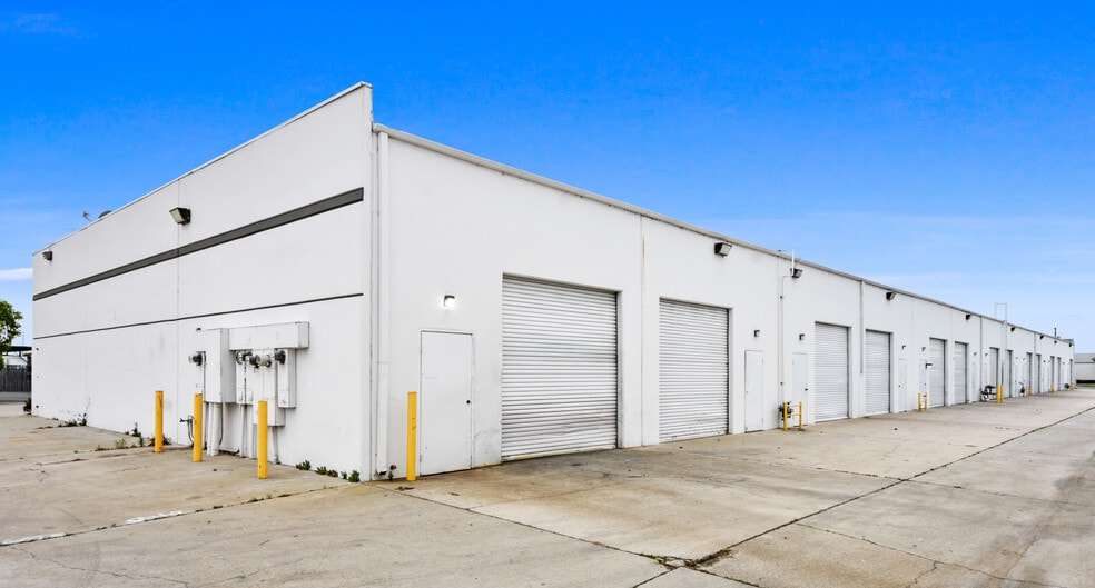 1188 N Grove St, Anaheim, CA for sale - Building Photo - Image 3 of 6