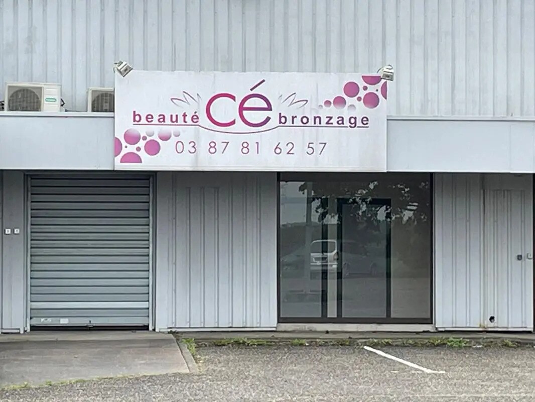 Retail in Créhange for lease Building Photo- Image 1 of 17