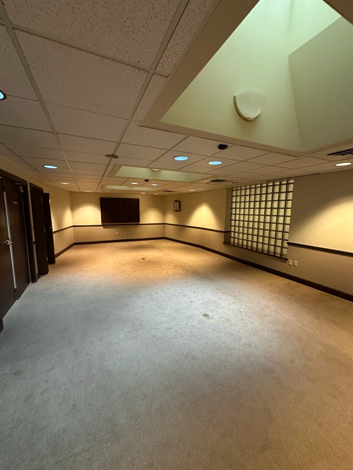 111 N Higgins Ave, Missoula, MT for lease Interior Photo- Image 1 of 4