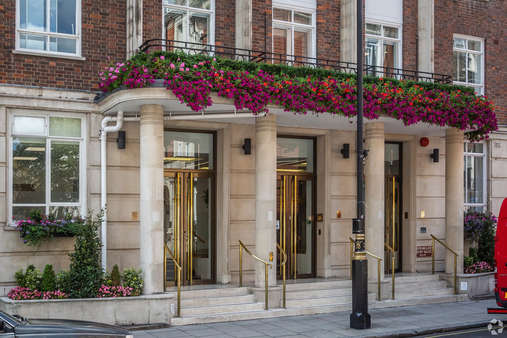 7-10 Chandos St, London for sale Building Photo- Image 1 of 1