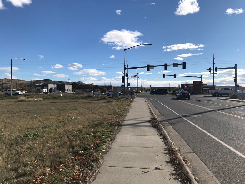 4513 King Ave E portfolio of 2 properties for sale on LoopNet.com - Building Photo - Image 2 of 6