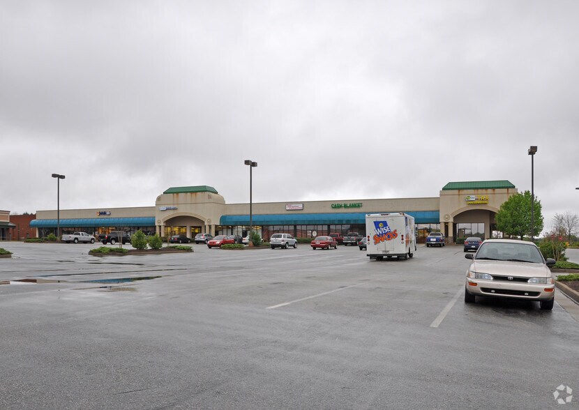 1300-1500 McDonough Pky, McDonough, GA for lease - Primary Photo - Image 1 of 5