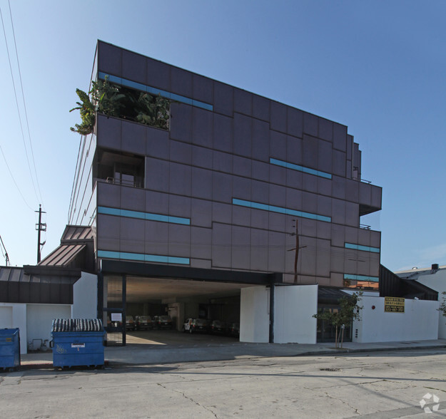 1135 N Mansfield Ave, Hollywood, CA for lease - Building Photo - Image 2 of 3