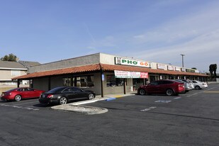 South Grove Plaza - Retail Space