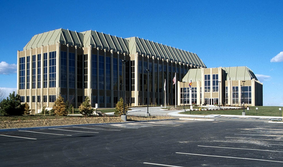 9510 S Meridian Blvd, Englewood, CO for lease - Building Photo - Image 2 of 13