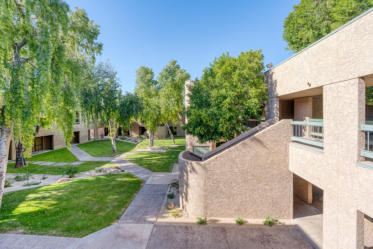 1930 S Alma School Rd, Mesa, AZ for lease Building Photo- Image 1 of 8
