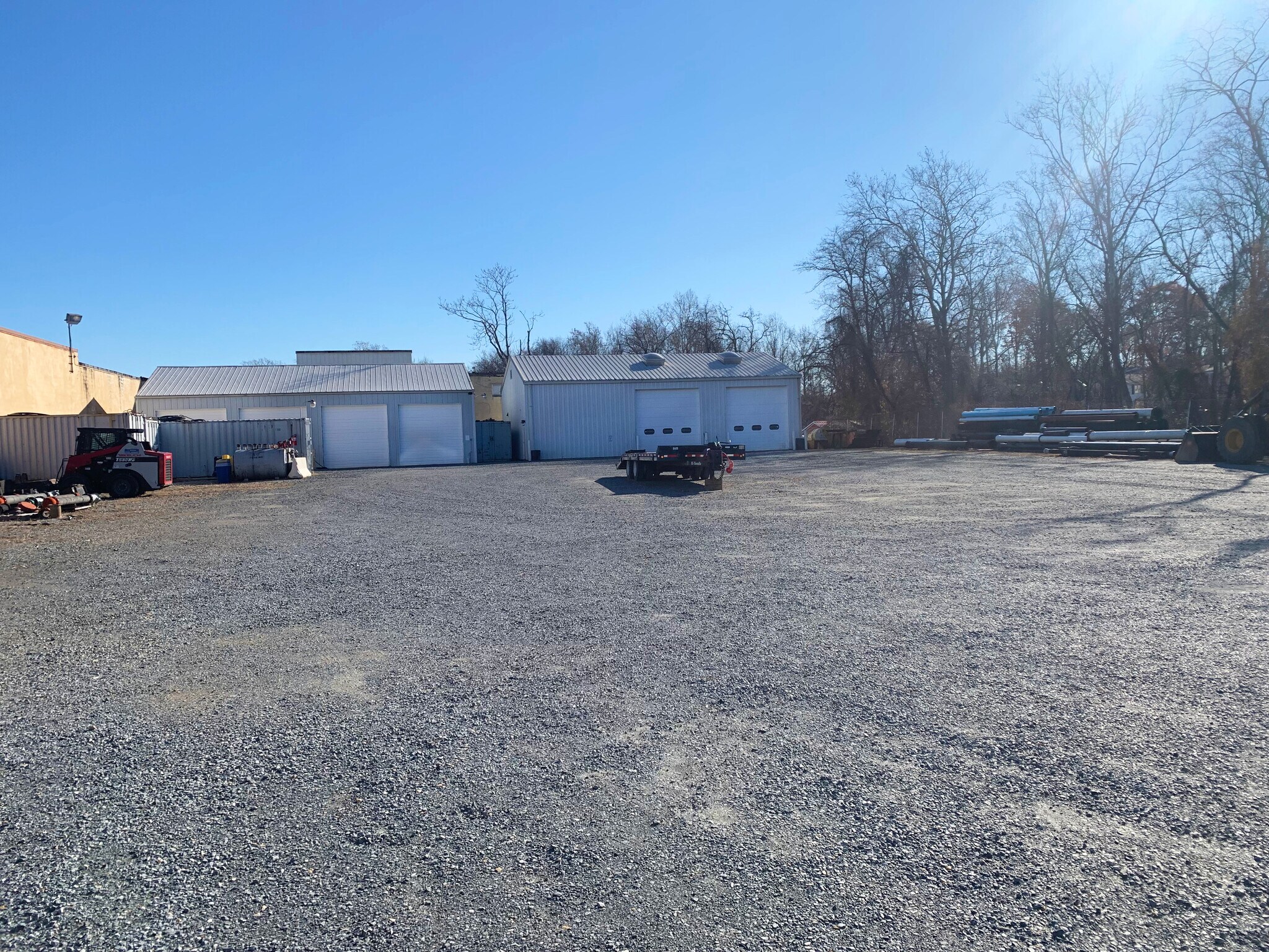 232 W Hampton Pl, Capitol Heights, MD for lease Primary Photo- Image 1 of 4