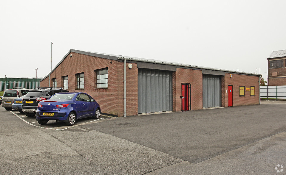 River Ln, Chester for lease - Building Photo - Image 2 of 2