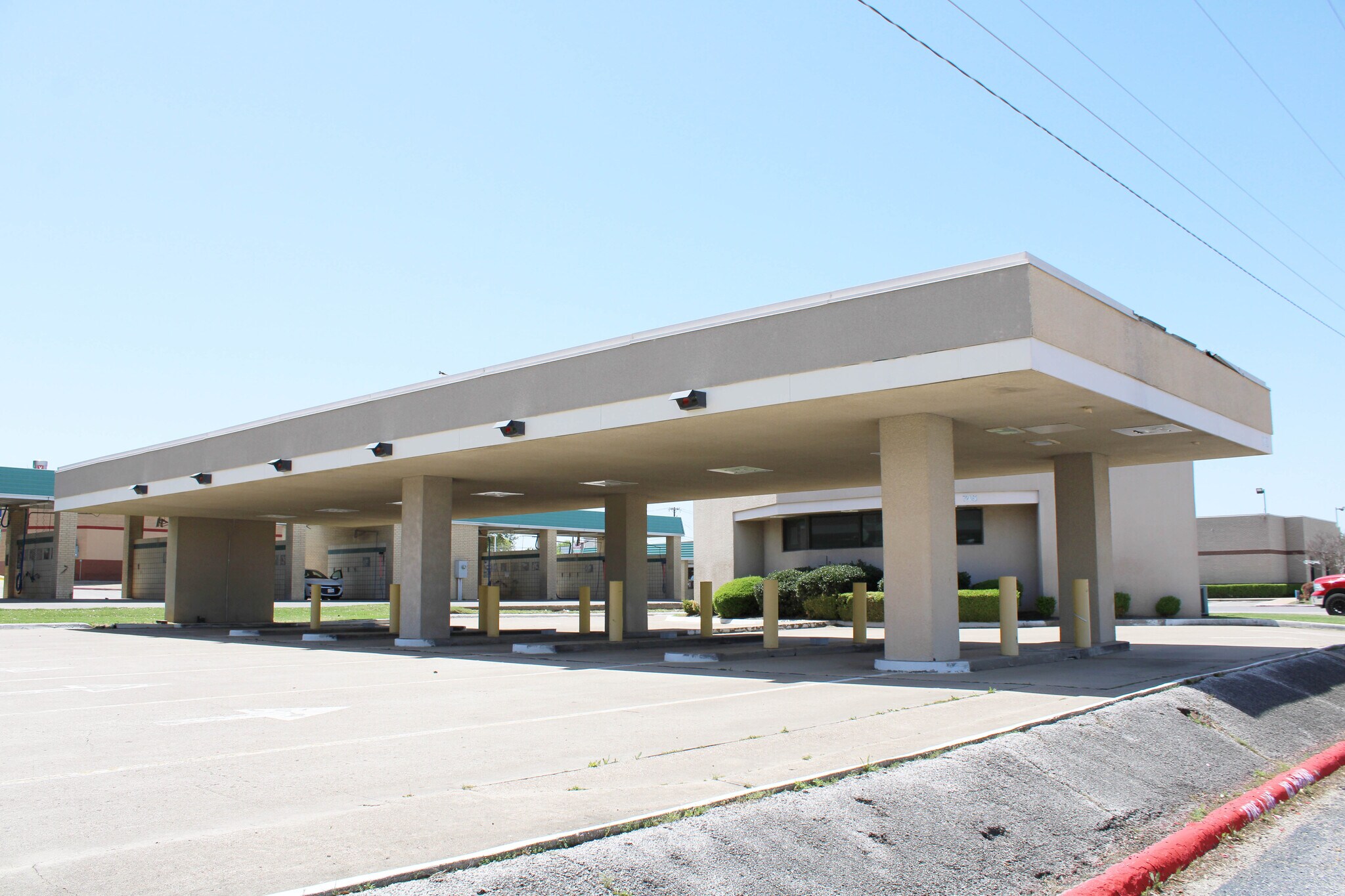 745 W Lamar Blvd, Arlington, TX for sale Primary Photo- Image 1 of 1