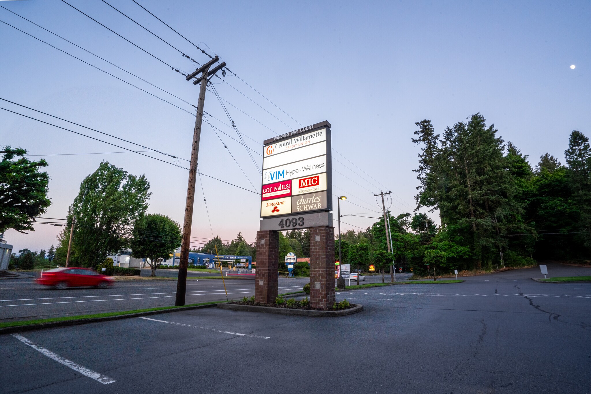 4093 Commercial St SE, Salem, OR 97302 Office/Retail for Lease