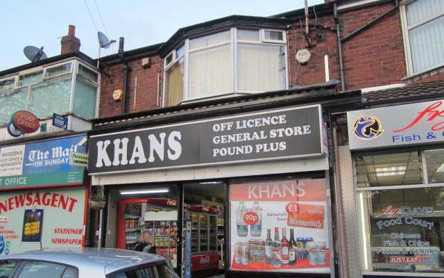 63 Great Stone Rd, Manchester for sale Primary Photo- Image 1 of 5