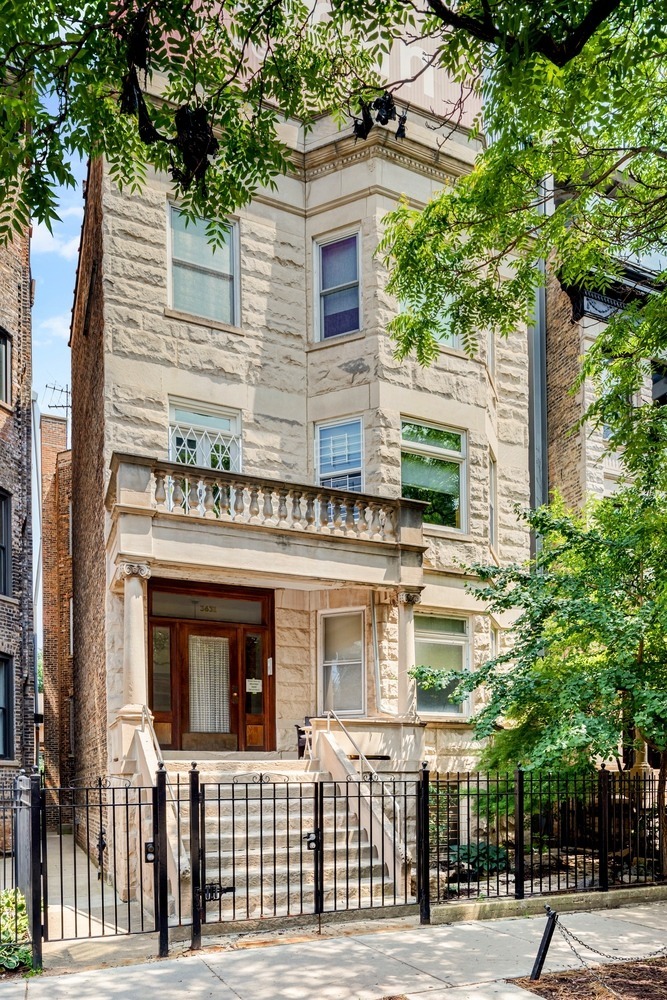 3631 N Sheffield Ave, Chicago, IL 60613 | LoopNet