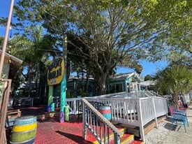 The Thirsty Marlin - Pub