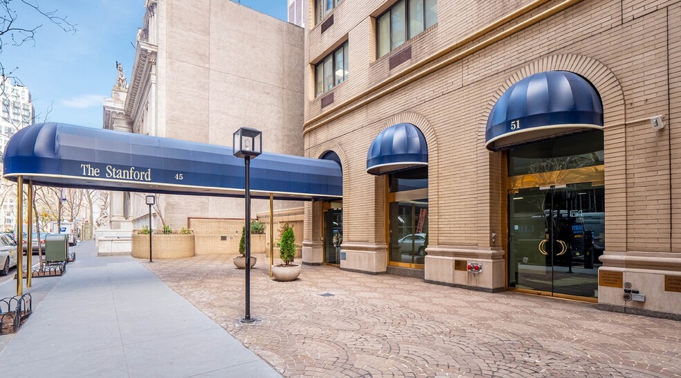 51 E 25th St, New York, NY for lease - Building Photo - Image 1 of 11