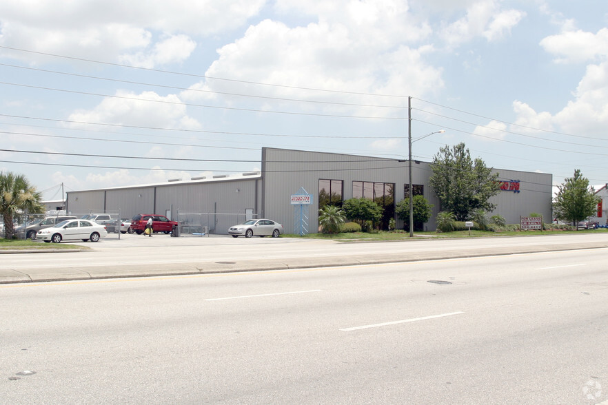 13055 49th St N, Clearwater, FL for lease - Building Photo - Image 2 of 29