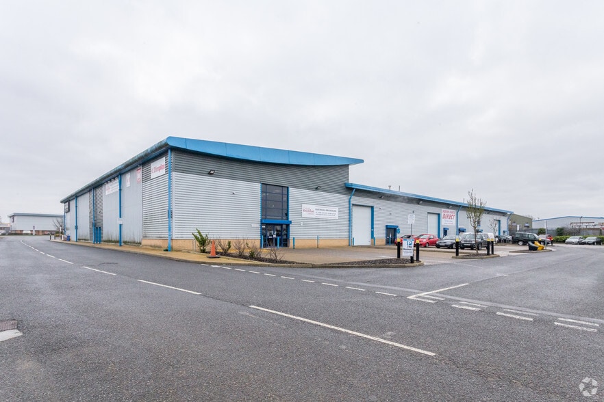 St Peters Rd, Huntingdon for lease - Primary Photo - Image 1 of 5