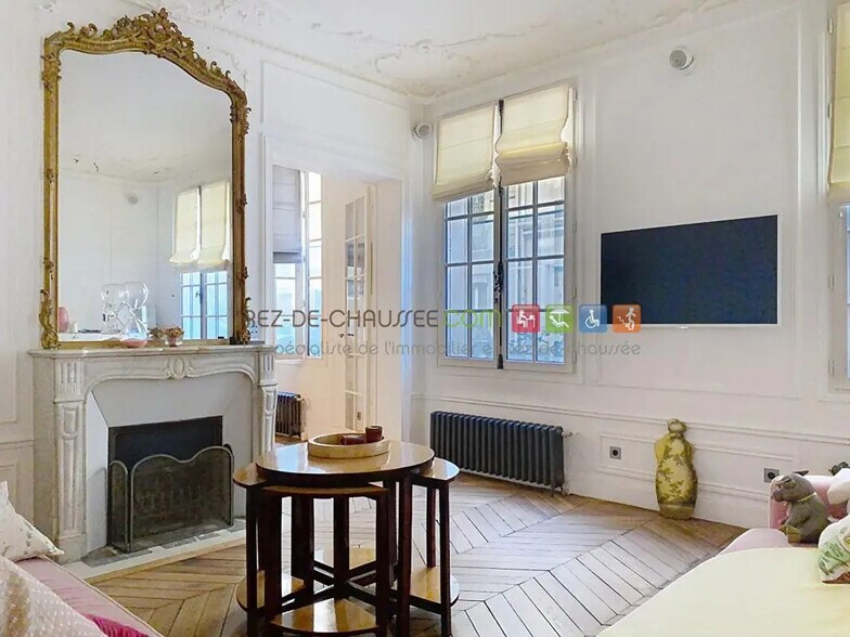 Office in Paris for sale - Building Photo - Image 1 of 9