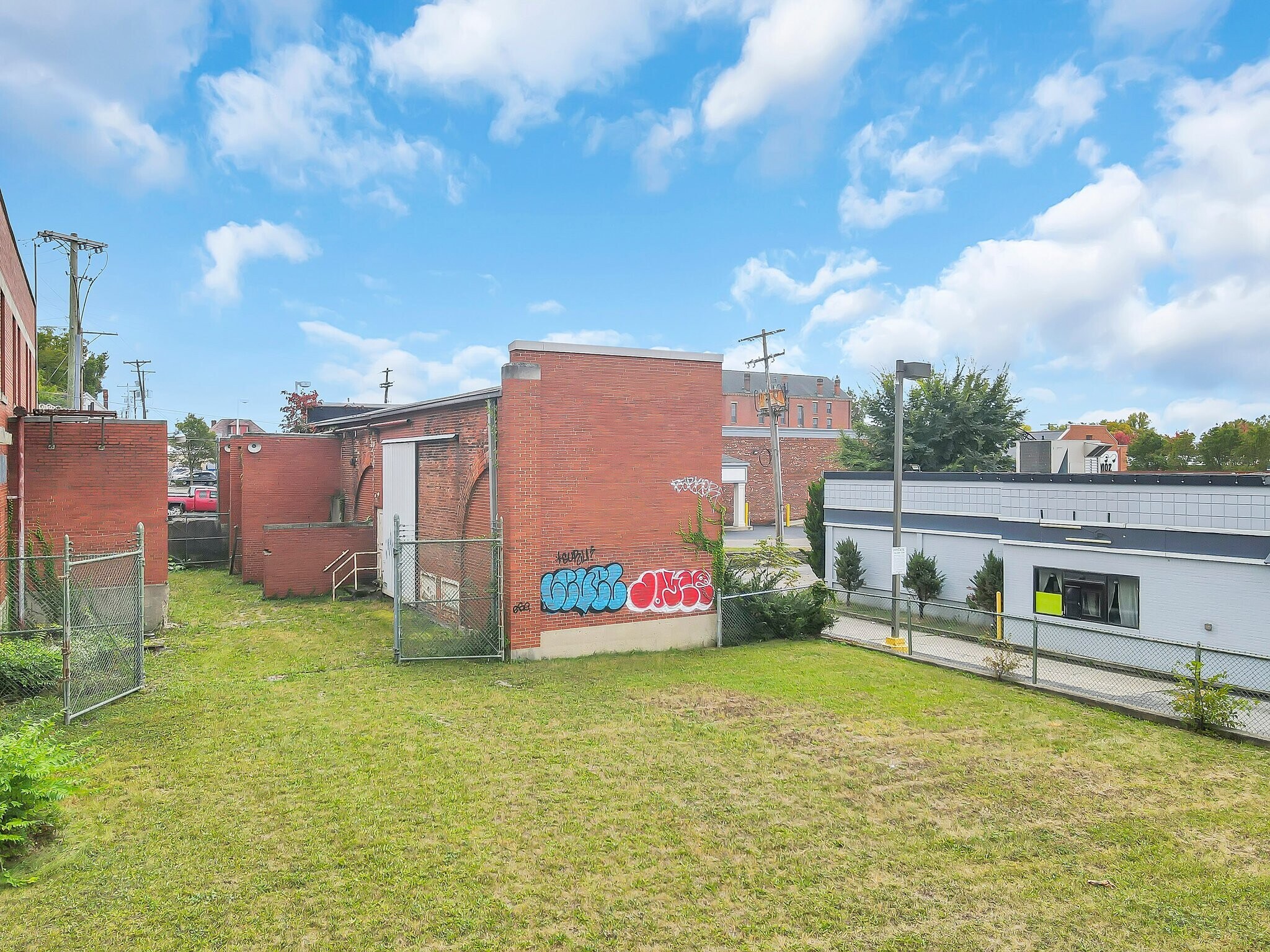 Gwxcw Maple Ave 21 - aqgim8s