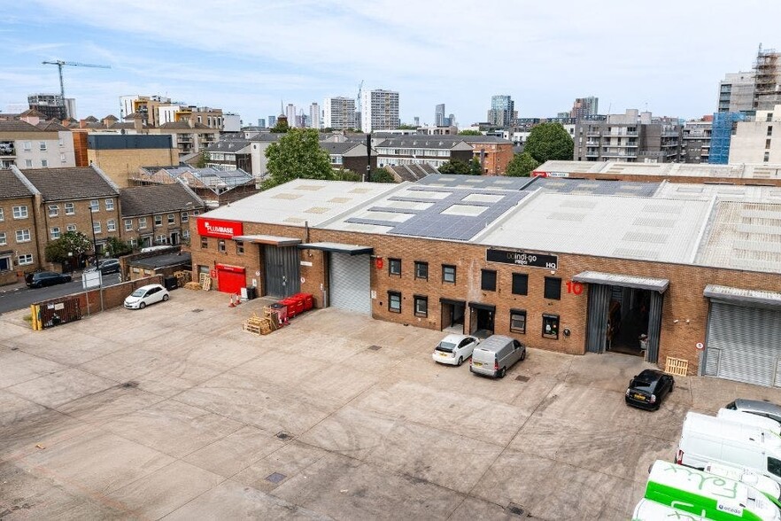 Thomas Rd, London for lease - Building Photo - Image 3 of 20